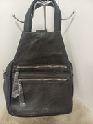 Czarny damski plecak