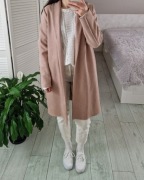 Stradivarius pudrowy płaszcz zamszowy prosty z kieszeniami S 36