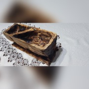 Miska drewniana ręcznie robiona.