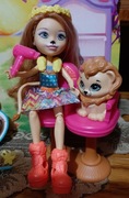 Lalka Enchantimals Lacey Lion z salonem i pupilem