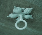 Wieszak Hak Uchwyt sufitowy kuty na doniczkę - Biały Antyczny (W55)