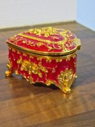 Szkatułka ozdobna serce – elegancka, styl retro, piękne zdobienia