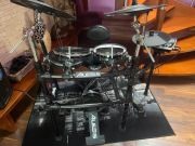 Perkusja firmy Alesis DM8 stan bardzo dobry!