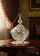 Stary kryształ, bomboniera. Żardiniera. 24%PbO Szkło z kopułą.24,5cm nóżki.