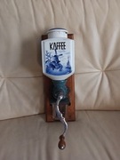 Stary niemiecki młynek do kawy