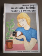 Nastolatki hodują rośliny i zwierzęta. Mirosław Huszcz