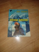 Dzika Arena. Joe Tasker