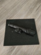 Latarka na broń z przyciskiem żelowym 