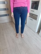 Długie jeansy damskie 