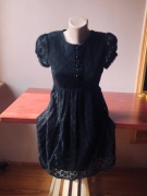 Koronkowa mała czarna 38, atmosphere