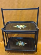 Stoliczek z półką składany w malowane kwiaty