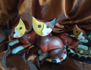 Kolorowe figurki kotów vintage koty kot