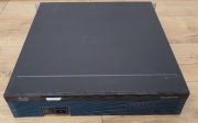Router Cisco 2900 Model 2051