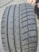 Opona zimowa 275/35r19