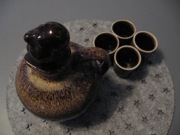 Karafka ceramika bez sygnatur i 4 kieliszki