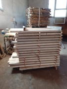 Fryza schodowa jesionowa sucha