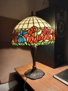 Lampa witrażowa Piękna