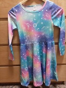 Sukienka dziewczęca.