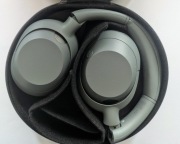 Sony WH-ULT900N – szare – stan idealny – ANC – oryginalne etui