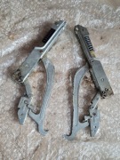 Zawiasy drzwi piekarnika Amica 8035084 714-LR-0100