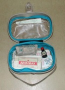 Apteczka z wyposażeniem. ZSRR. 1988r.