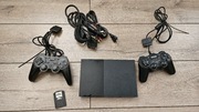 Zestaw ps2 z padami, karta pamięci 16mega