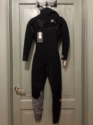 Damska pianka neoprenowa Billabong Furnace 5/4 mm, rozmiar 6/S