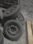 Komplet 4szt. Opony z felgami 165/70 r14 felgi VW bora 5jx14 et 35 
