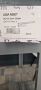 Samozamykacz assa abloy dc135 czarny 
