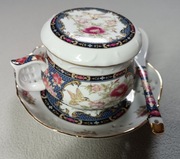 Porcelanowy chiński zaparzacz do herbaty