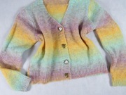 kolorowy kardigan M cieplutki sweterek guziczki serduszka