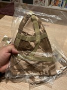 POKROWIEC NA HEŁM - WIELKA BRYTANIA - ROZMIAR M - DESERT DP - MK6