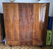 Szafa trzydrzwiowa, vintage, wysoki połysk