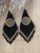 Kolczyki z japońskich koralików.