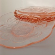 **KOMPLET rozalinowych talerzy deserowych Pavilux Belgique 1930+