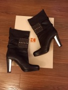 Hugo Boss Orange piekne skórzane kozaki rozm. 38