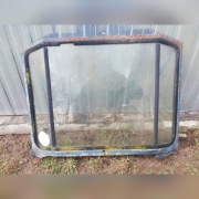 Szyba przednia ursus