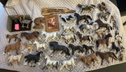 Schleich - kolekcja figurek koni + dodatki