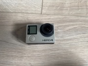 Kamera GoPro HERO4 Black z dodatkowymi akcesoriami