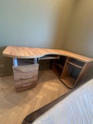 BiurkoMAKSYM B1 biurko narożne lewe kolor kraft złoty