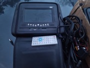 Zagłówki z DVD na przednie fotele