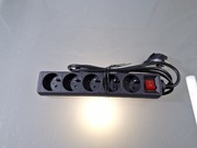 Przedłużacz Listwowy Vershold 1,5 m 5 Gniazd Włącznik Uziemienie