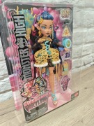 Monster High Straszysłodkie urodziny Cleo de Nile Lalka Mattel JBG76