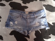 Krótkie spodenki jeans z przetarcia mi RIVER ISLAND rozm.10