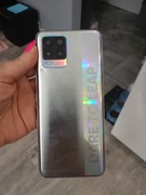 Realme 8 srebrny w bardzo dobrym stanie 