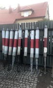 Drewniane Słupki z metalowym elementem