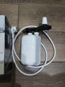 Przepływowy ogrzewacz wody DAFI z przyłączem 3,7kW.