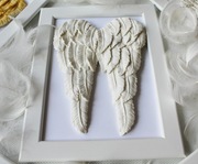 Białe skrzydła w ramce 13x18