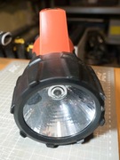 Duża Latarka Black&Decker na baterie 4x 1,5V LR20D