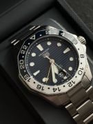 TAG Heuer Aquaracer Professional 300 GMT